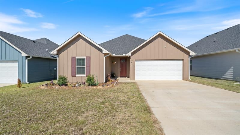 347 Preston Road, Mabank TX 75147 - Photo 2