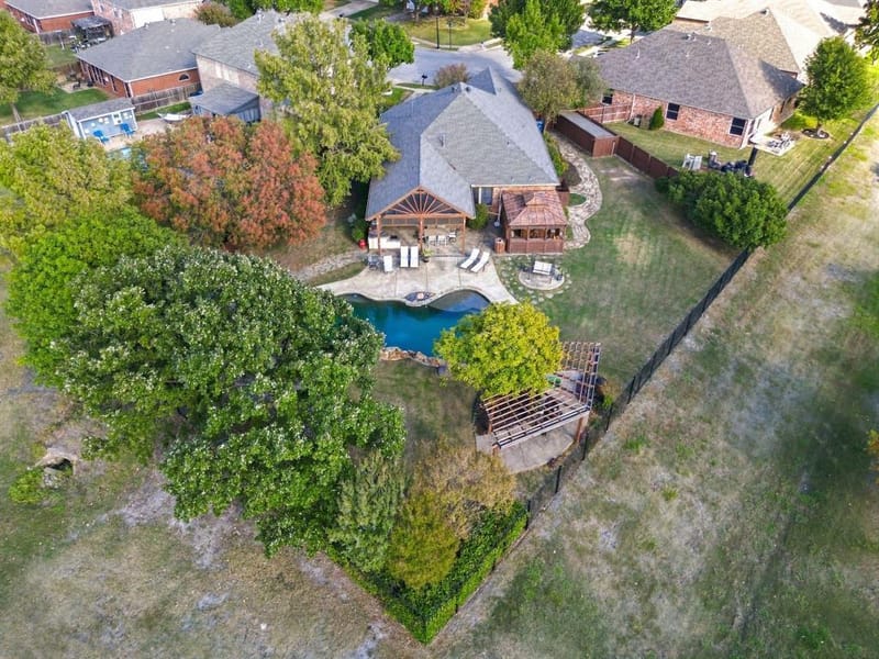 10717 Wolfcreek Lane, Rowlett TX 75089 - Photo 32
