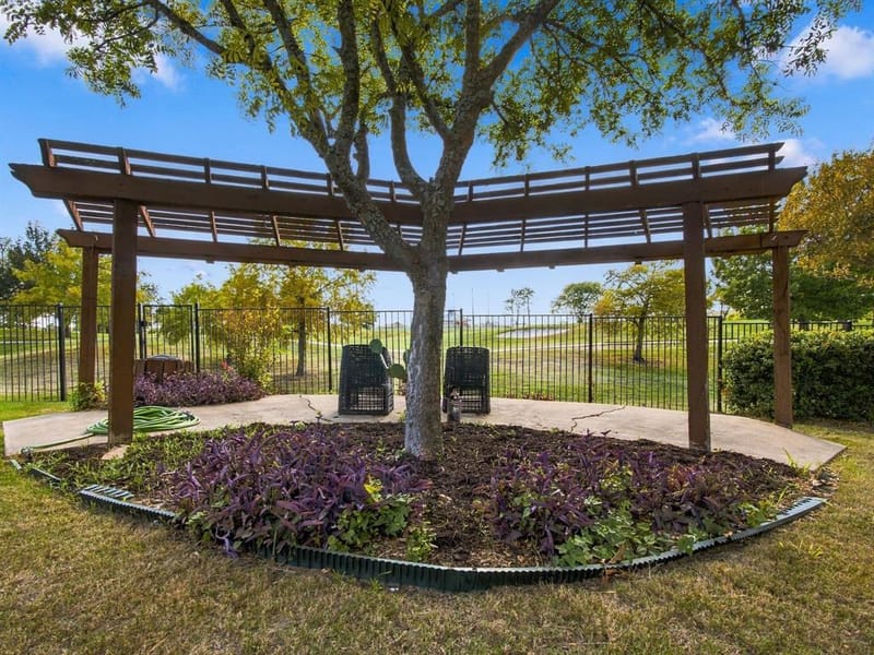 10717 Wolfcreek Lane, Rowlett TX 75089 - Photo 37