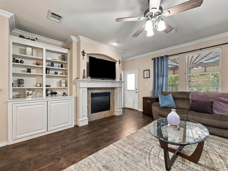 10717 Wolfcreek Lane, Rowlett TX 75089 - Photo 11
