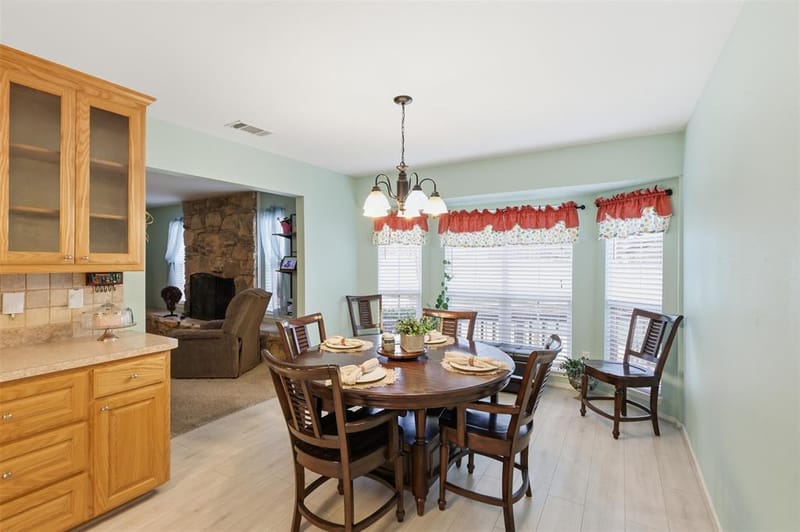 525 W 3rd Street, Kennedale TX 76060 - Photo 8