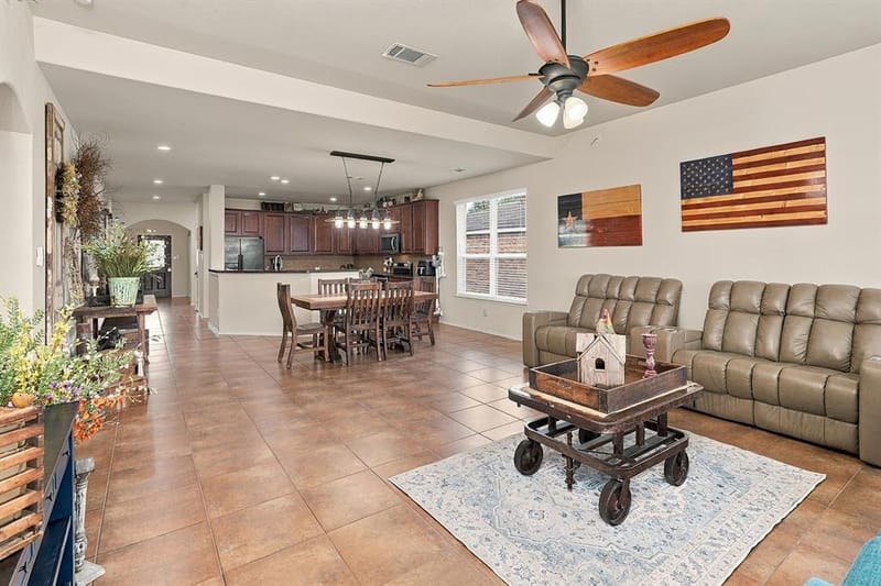 108 Blackforest Road, Krum TX 76249 - Photo 6