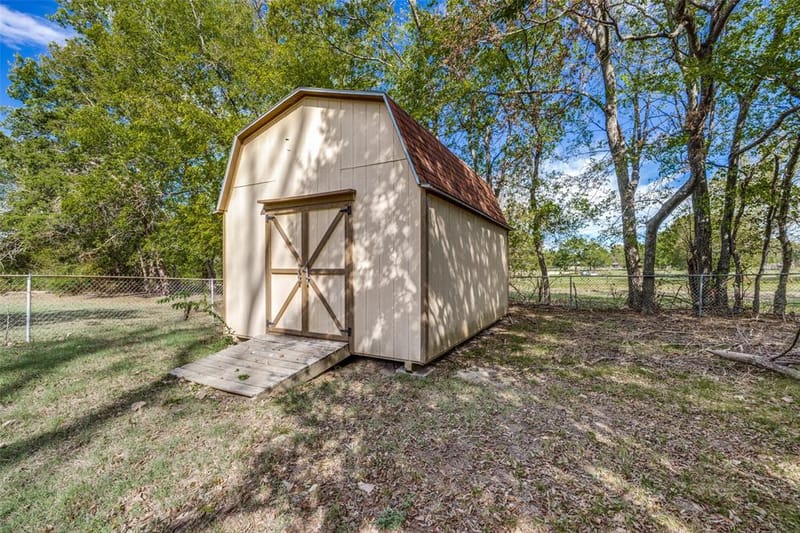 2020 Brown Avenue, Paris TX 75460 - Photo 22
