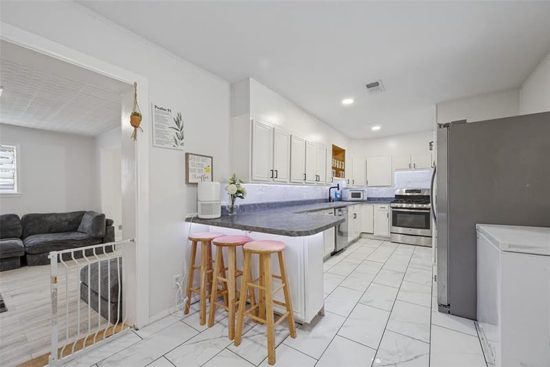2020 Brown Avenue, Paris TX 75460 - Photo 8
