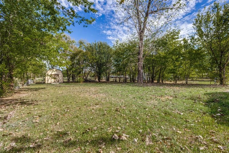 2020 Brown Avenue, Paris TX 75460 - Photo 25