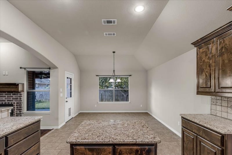 1207 Butterfield Street, Bridgeport TX 76426 - Photo 12