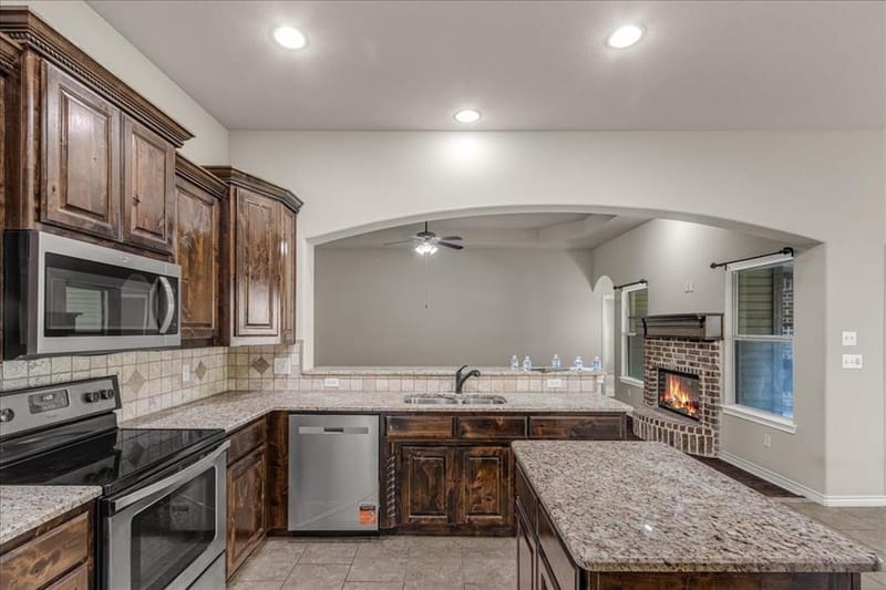 1207 Butterfield Street, Bridgeport TX 76426 - Photo 9