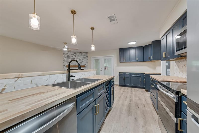 1238 Neptune Drive, Cedar Hill TX 75104 - Photo 10