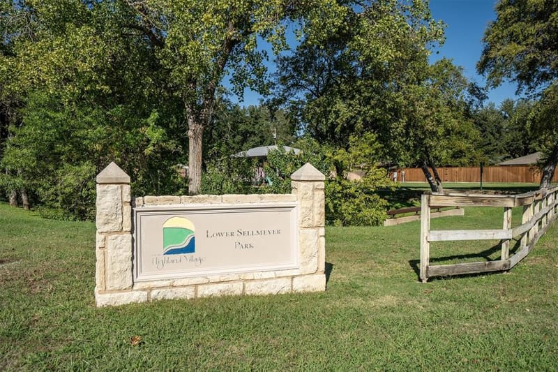 654 Park Lane, Highland Village TX 75077 - Photo 37