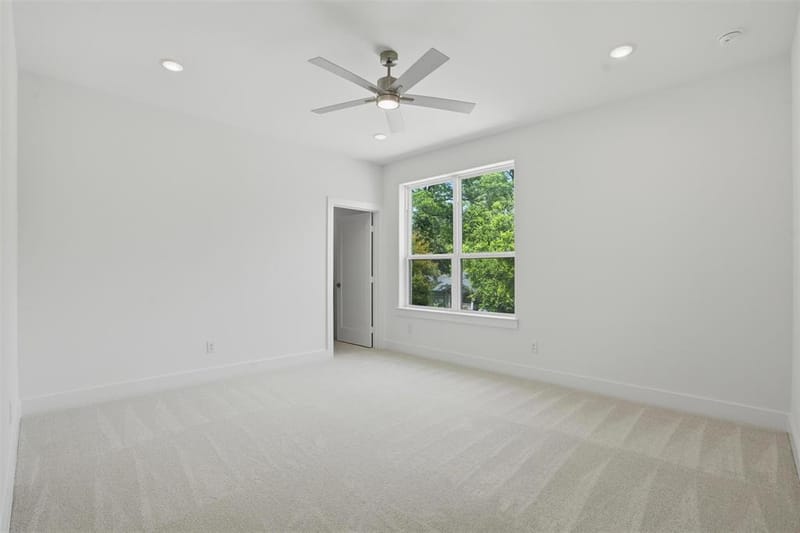 617 Parkview Avenue, Dallas TX 75223 - Photo 27