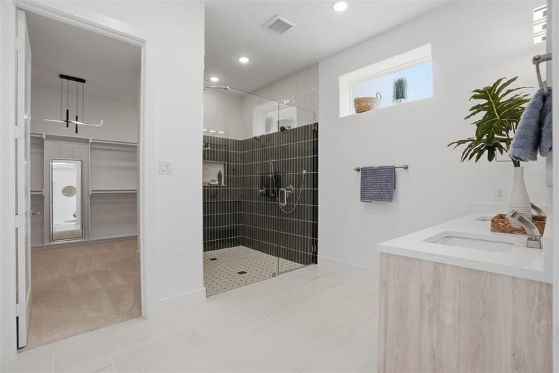 617 Parkview Avenue, Dallas TX 75223 - Photo 22
