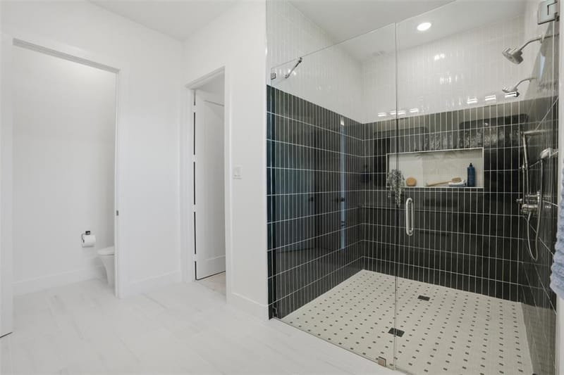 617 Parkview Avenue, Dallas TX 75223 - Photo 24