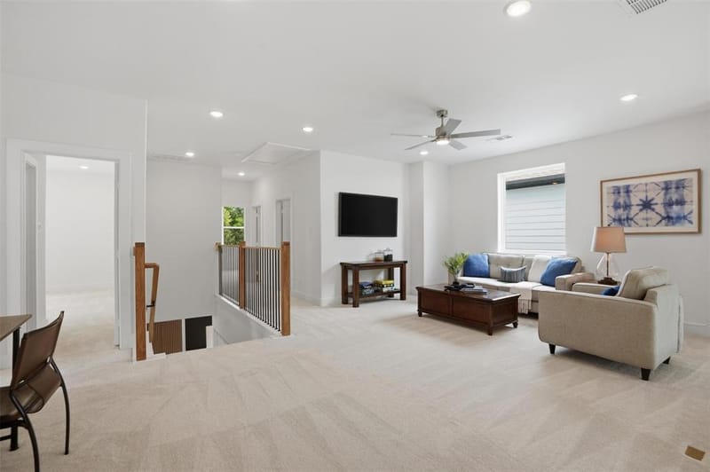 617 Parkview Avenue, Dallas TX 75223 - Photo 29
