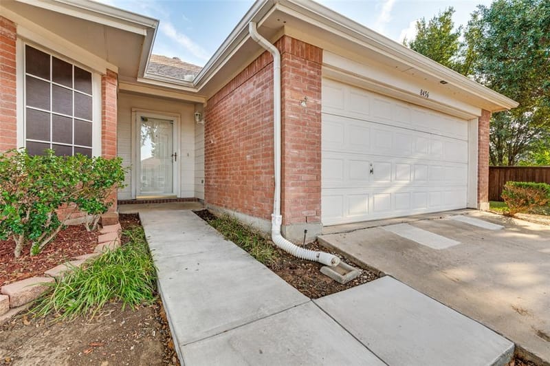 8456 Canvasback Lane, Dallas TX 75249 - Photo 6