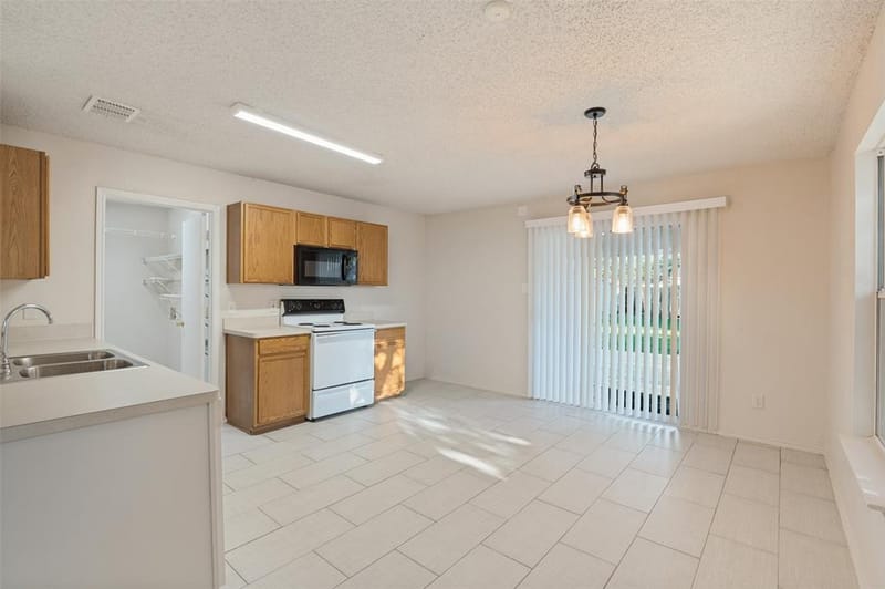 8456 Canvasback Lane, Dallas TX 75249 - Photo 10