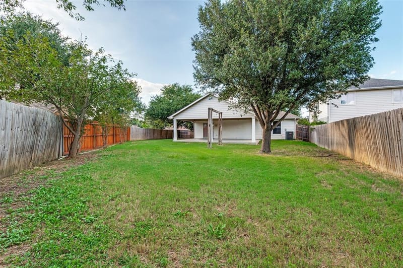 8456 Canvasback Lane, Dallas TX 75249 - Photo 25