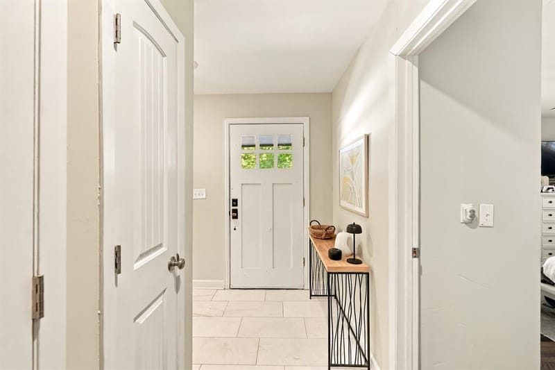 9236 Chiswell Road, Dallas TX 75238 - Photo 5