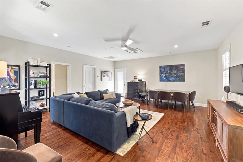 9236 Chiswell Road, Dallas TX 75238 - Photo 19