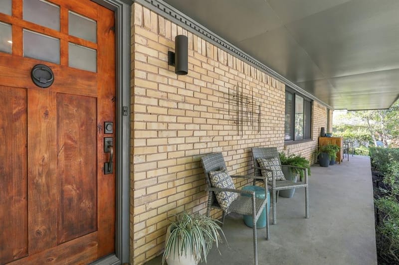 9236 Chiswell Road, Dallas TX 75238 - Photo 4