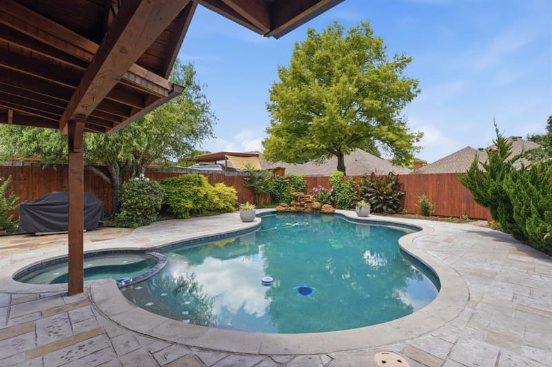 1509 Aylesbury Lane, Plano TX 75075 - Photo 4