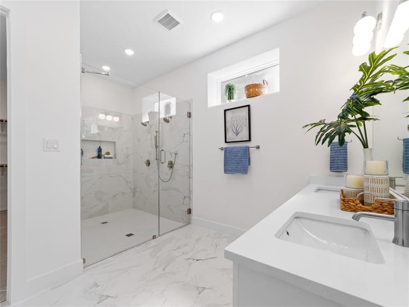 426 Martinique Avenue, Dallas TX 75223 - Photo 22