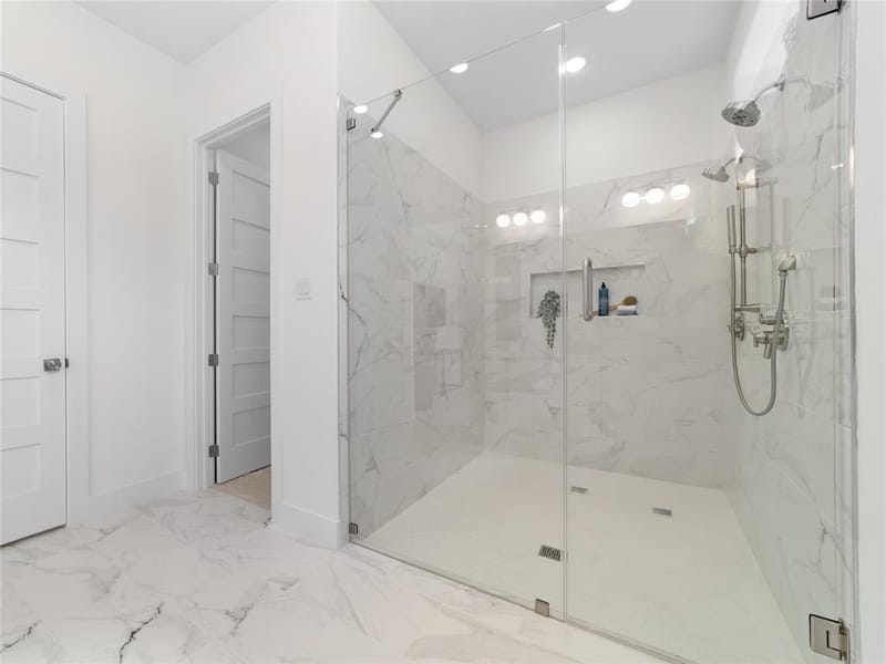 426 Martinique Avenue, Dallas TX 75223 - Photo 20