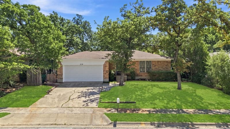 2110 Navajo Street, Denton TX 76209 - Photo 24