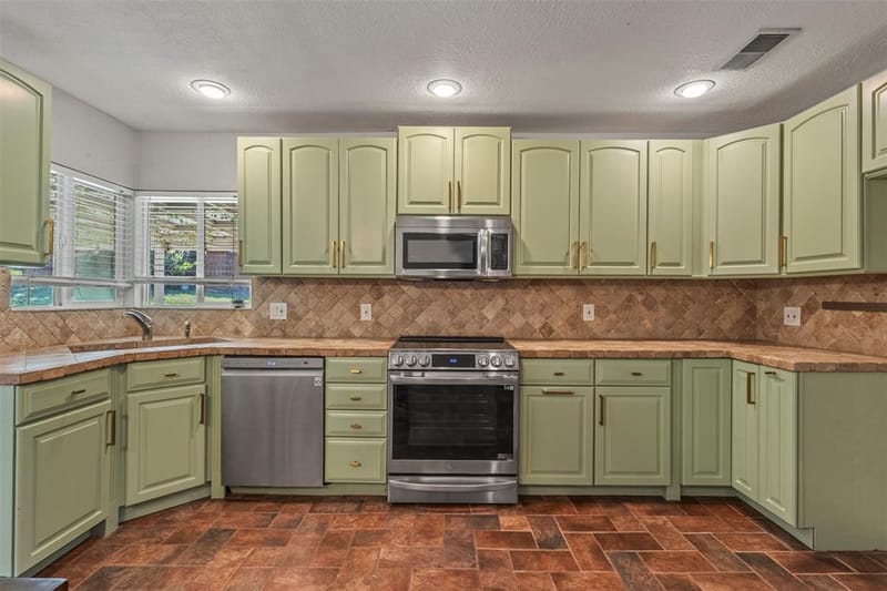 2248 Dorrington Drive, Dallas TX 75228 - Photo 7