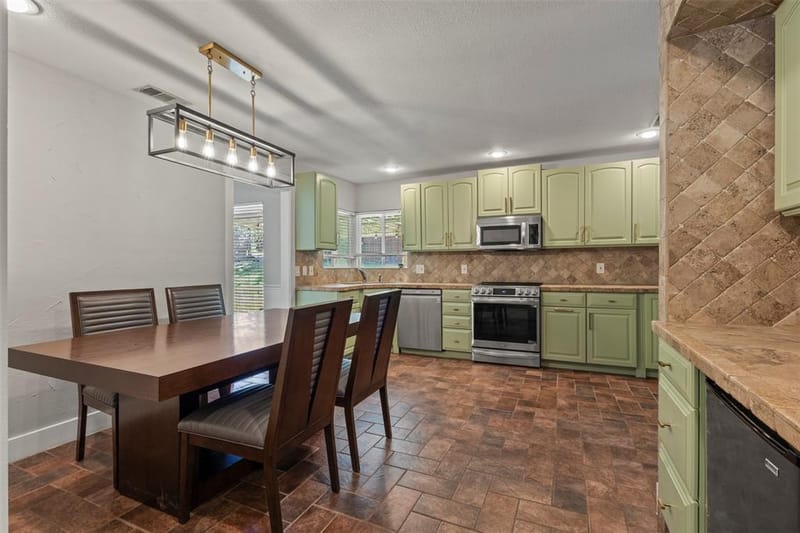 2248 Dorrington Drive, Dallas TX 75228 - Photo 9