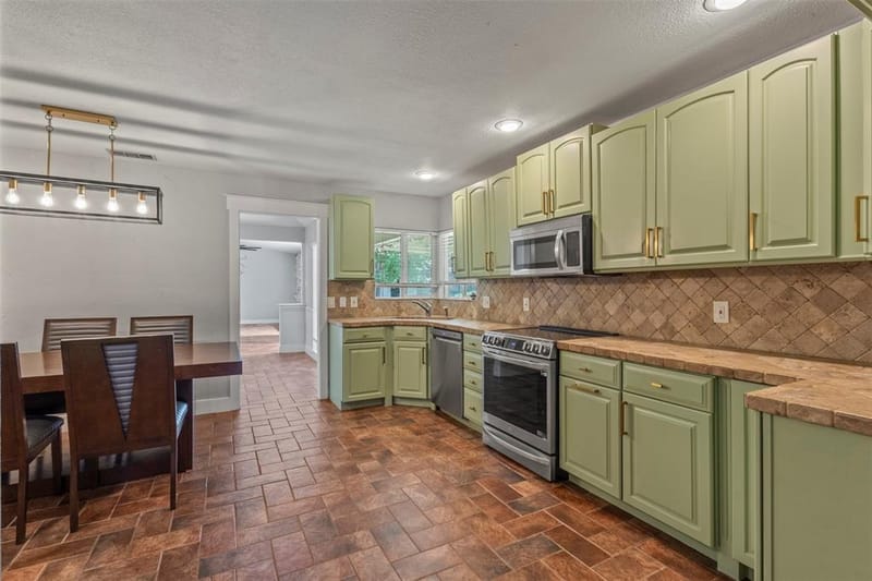 2248 Dorrington Drive, Dallas TX 75228 - Photo 10