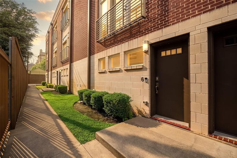 5711 Ross Avenue # 6, Dallas TX 75206 - Photo 2