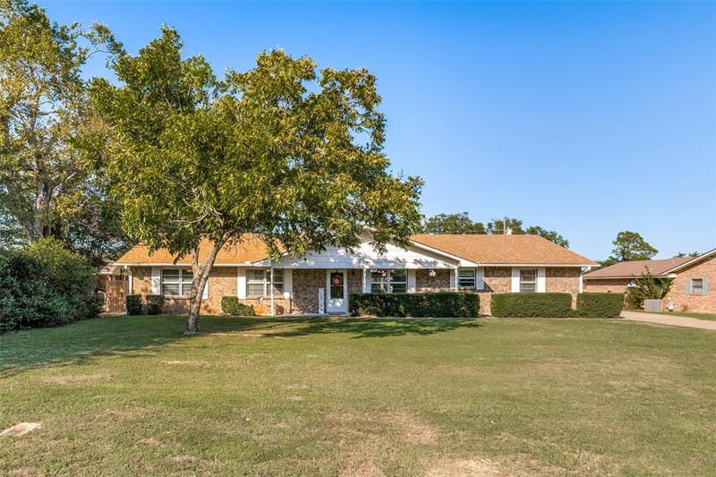 1429 College Street, Sulphur Springs TX 75482