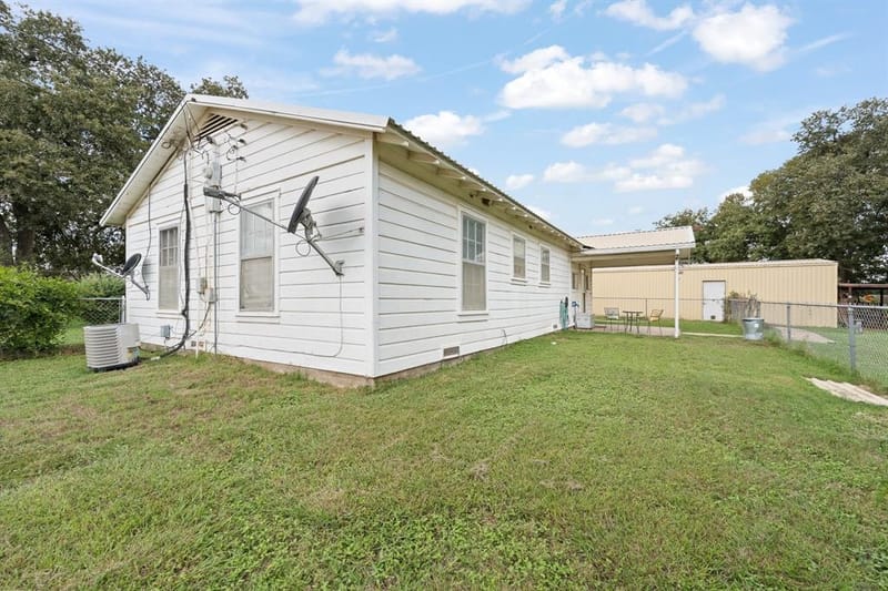 3320 N Main Street, Cleburne TX 76033 - Photo 27