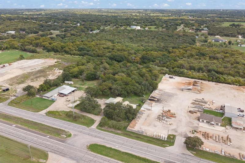 3320 N Main Street, Cleburne TX 76033 - Photo 13