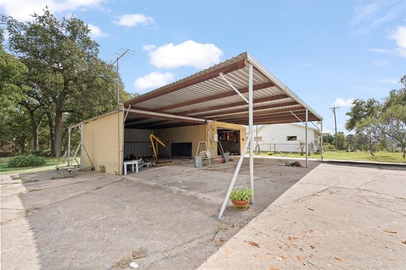 3320 N Main Street, Cleburne TX 76033 - Photo 33