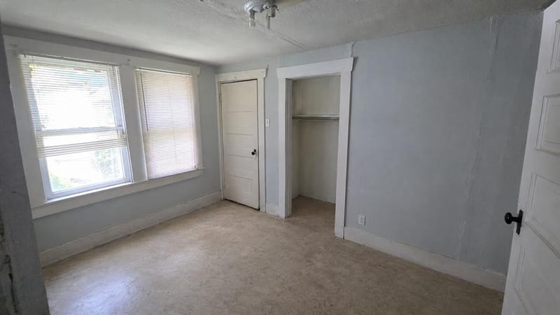 922 Hollywood Avenue, Dallas TX 75208 - Photo 14