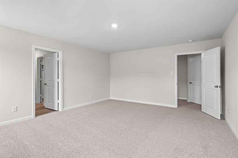 6338 Hyena Hollow Drive, Dallas TX 75241 - Photo 7