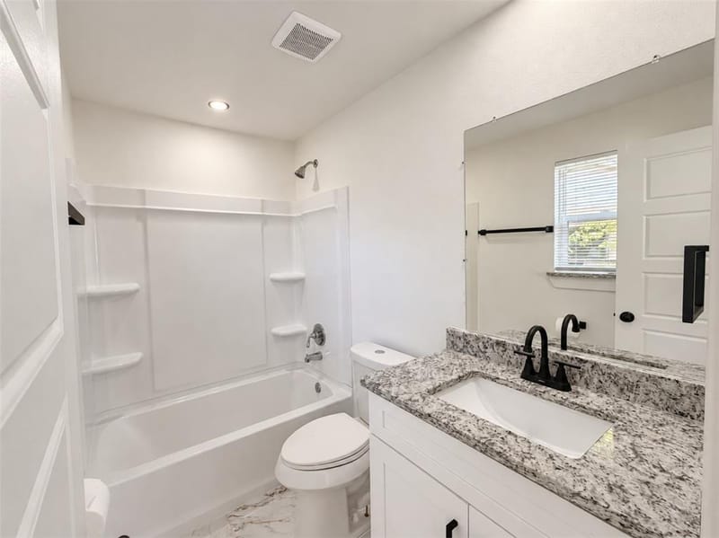 421 Ross Street E, Sulphur Springs TX 75482 - Photo 12