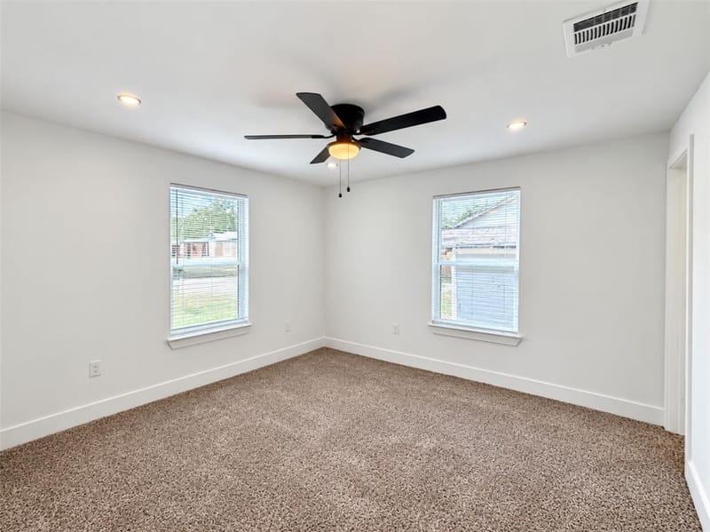 421 Ross Street E, Sulphur Springs TX 75482 - Photo 8