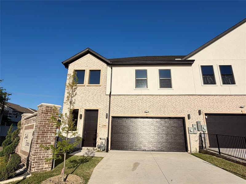 2390 Usman Drive, Irving TX 75062
