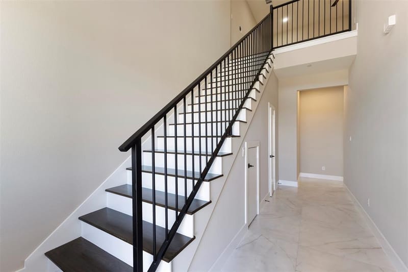 2390 Usman Drive, Irving TX 75062 - Photo 4
