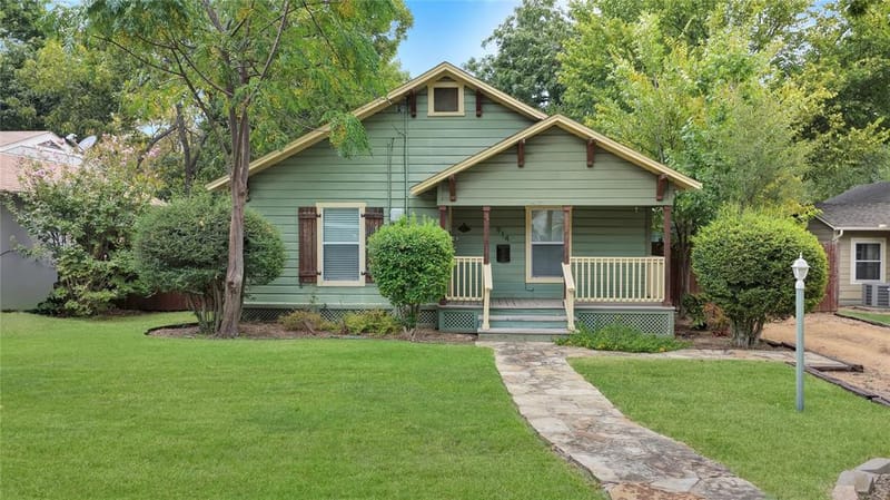 914 W Sunset Street, Grapevine TX 76051 - Photo 7