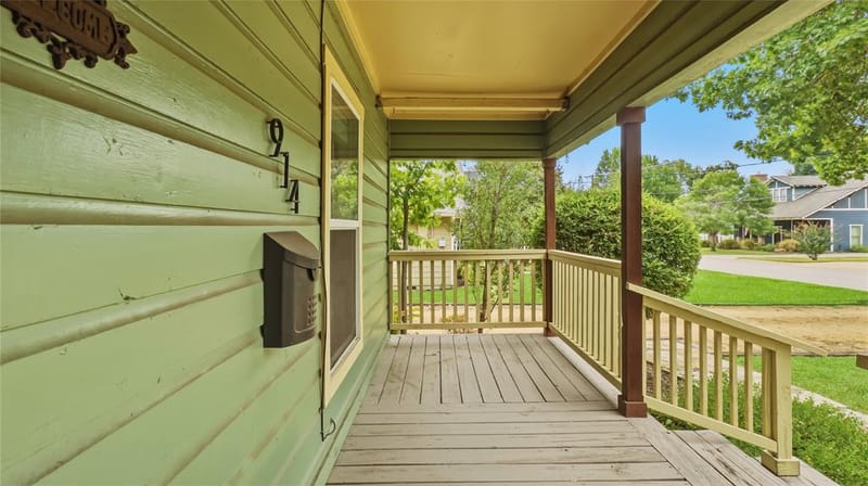 914 W Sunset Street, Grapevine TX 76051 - Photo 8