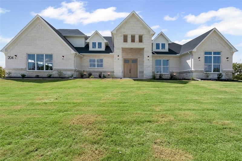204 Tankhouse Terrace, Weatherford TX 76085