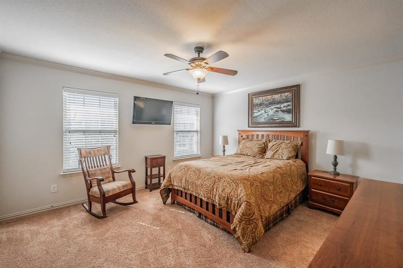 2933 Peyton Brook Drive, Fort Worth TX 76137 - Photo 7