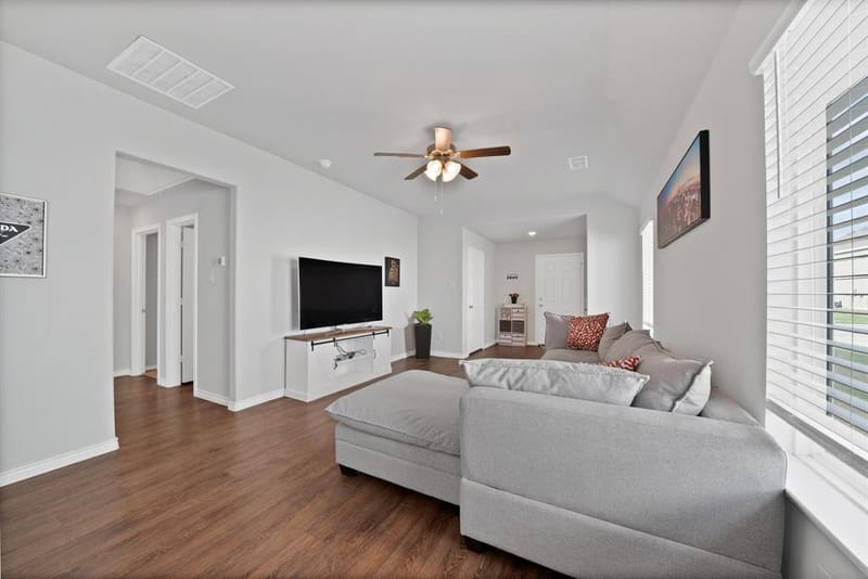 849 Jetliner Avenue, Fort Worth TX 76131 - Photo 9