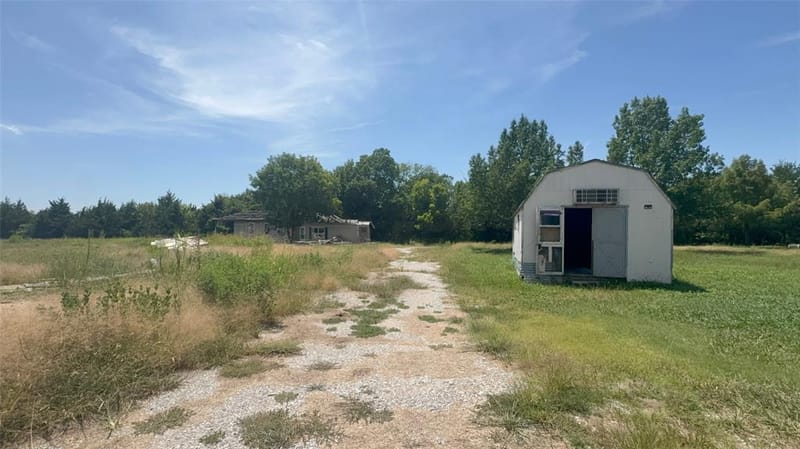 16728 County Road 558, Farmersville TX 75442 - Photo 8