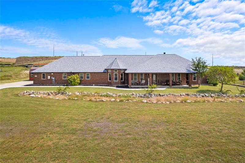 1114 Mount Lane, Rhome TX 76078 - Photo 6