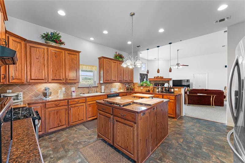 1114 Mount Lane, Rhome TX 76078 - Photo 13