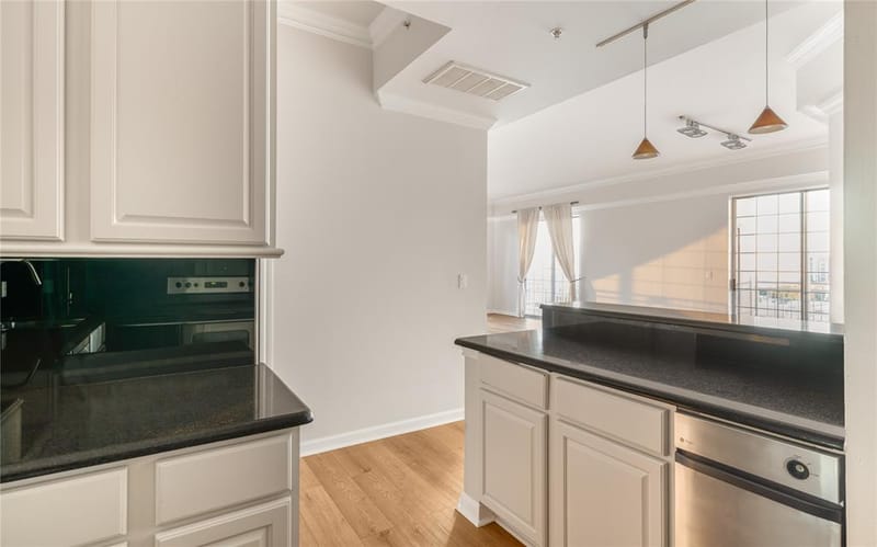 3225 Turtle Creek Boulevard # 1247, Dallas TX 75219 - Photo 12